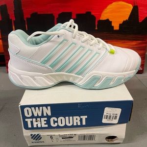 - K-SWISS Snekers  size 6 blue white color